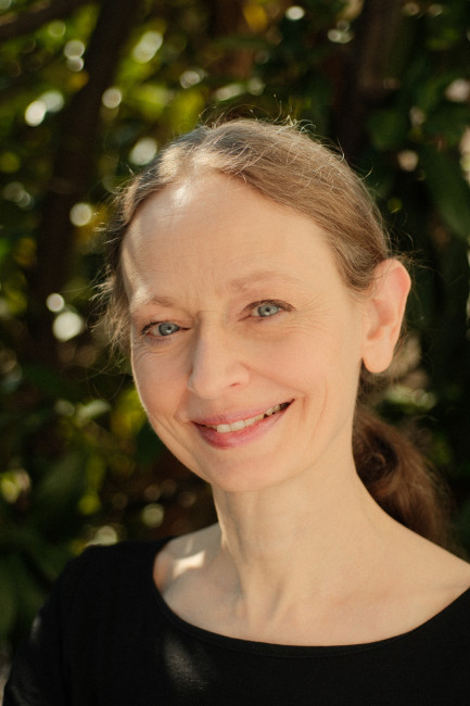 Bettina Theil-Marinković